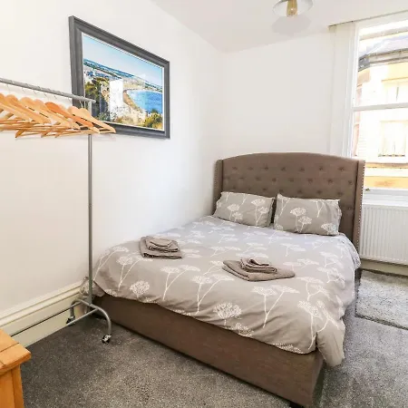 Apartament Located Centrally For Up To 4 Guests